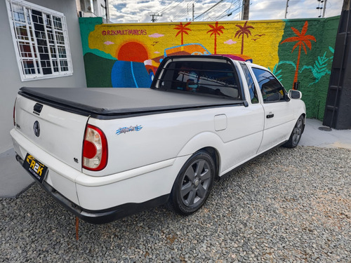 Volkswagen Saveiro 1.6 Cab. Simples Total Flex 2p