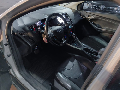 Ford Focus 2.0 Se Plus 5p L16