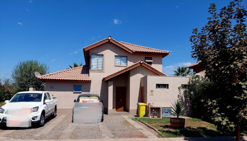 Se Vende 3d, 3b, Piscina Y Quincho, No Perimetral
