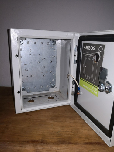 Gabinete Metalico Argos Aem2520/150pm Gris (Usado)