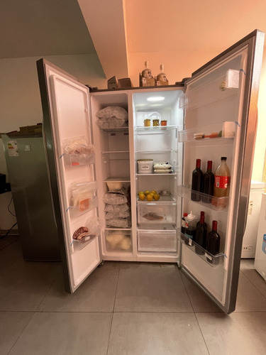 Refrigeradora Electrolux Casi Nueva
