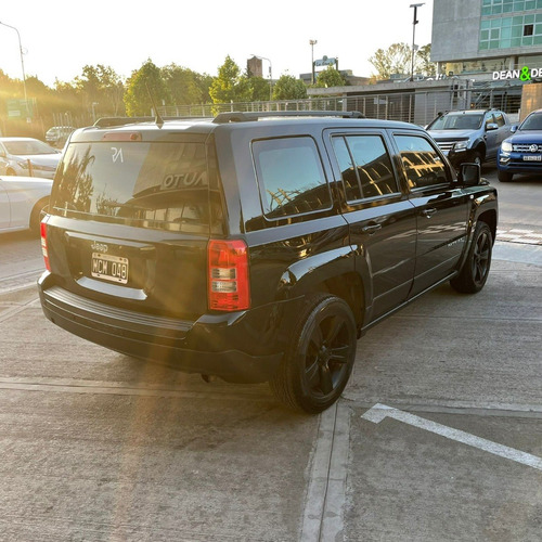 Imagen 7 de 17 de Jeep Patriot 2.4 Sport 4x4 170cv Atx