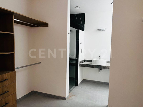 Casa En Venta En Villa Magna, San Luis Potosí, S.l.p.