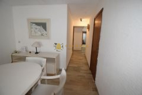Apto En Peninsula, Muy Amplio En La Mejor Ubicación De Punta Del Este , 3 Dormitorios, 3 Baños, Dep. De Servicio Con Baño, Y Garaje.-ref:2234