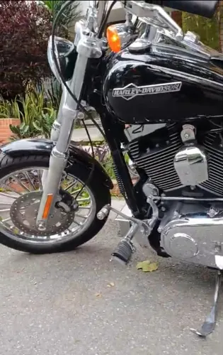 Harley Davidson Dyna Super Glide