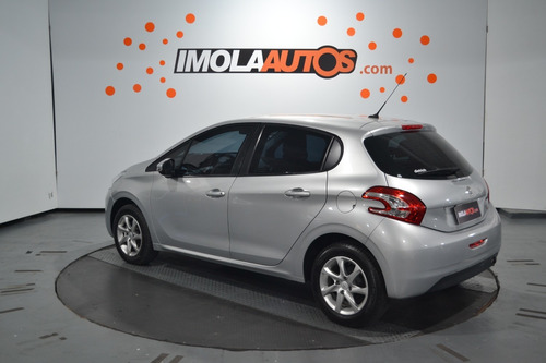 Peugeot 208 1.5 Allure Touchscreem M/t 2015 -imolaautos-