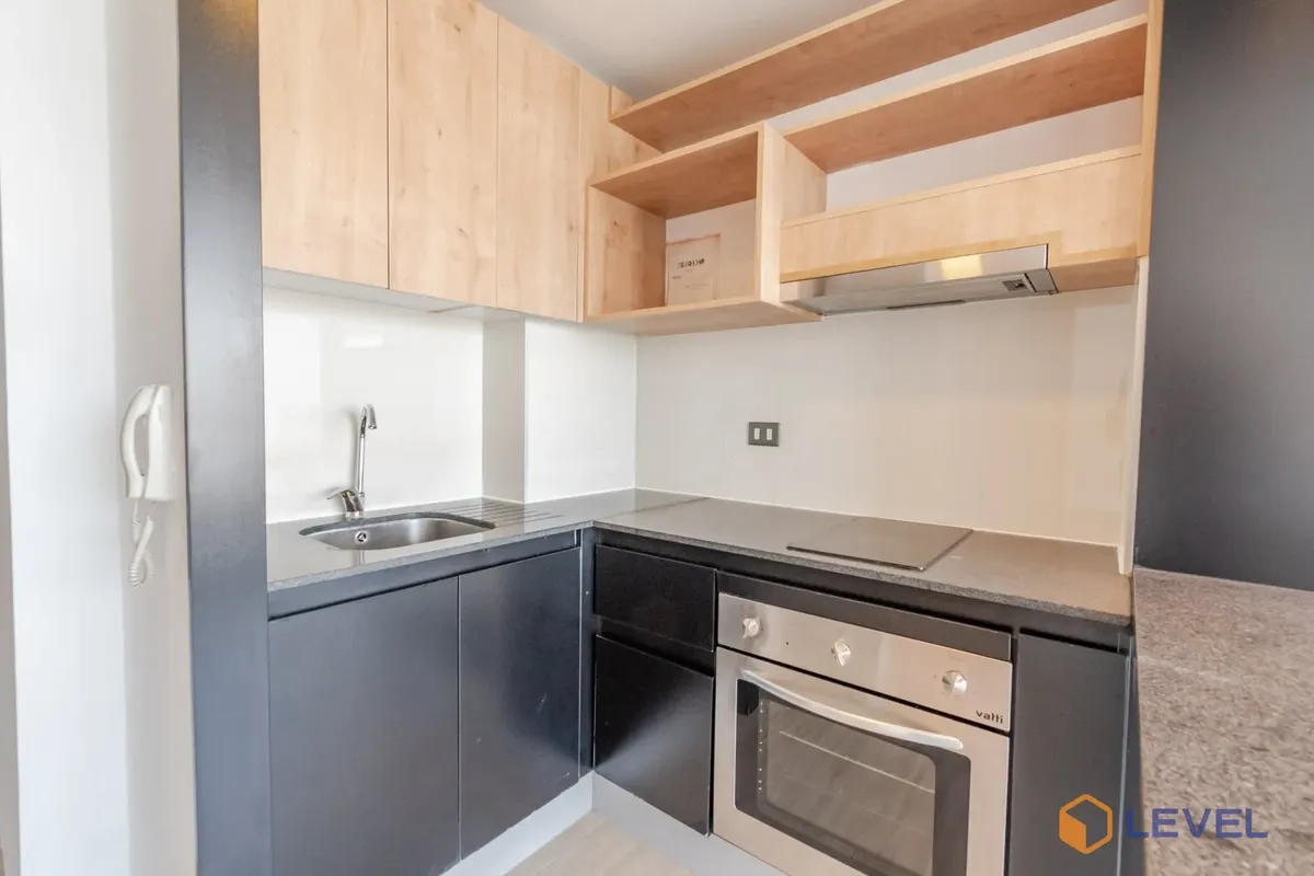 Imagen 3 de 26 de Portugal 755 Arriendo Depto 1 Dorm Con Terraza Piso 5