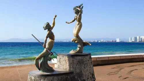 Preciosa Y Amplia Casa, Súper Ubicación En Puerto Vallarta ¡¡¡vive A Unos Pasos De La Playa!!! -no Créditos- Jagr