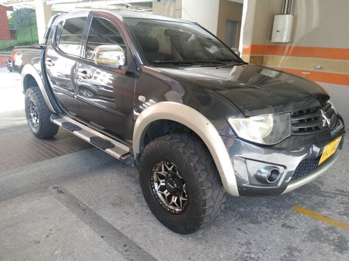Mitsubishi Sportero 2.5 2011