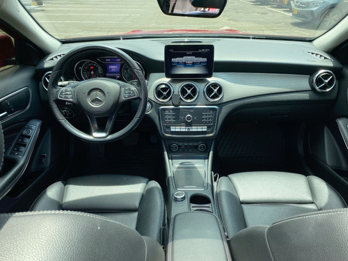 Mercedes-Benz Clase GLA 1.6 Turbo