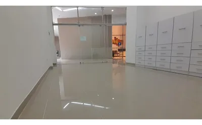 Oficina en arriendo