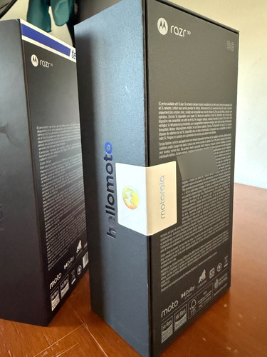 Motorola Razr 50 512gb Beige Beige (Usado)