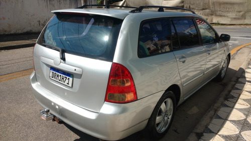 Imagem 4 de 8 de Toyota Fielder