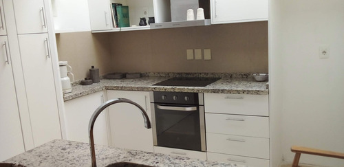 Comoda Casa Nueva En Punta Carretas