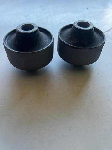 Bushing Montura Tijereta Suzuki Swift 2017