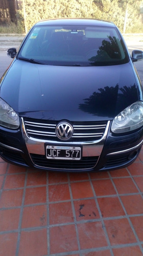 Volkswagen Vento 1.9 I Luxury Dsg 2010