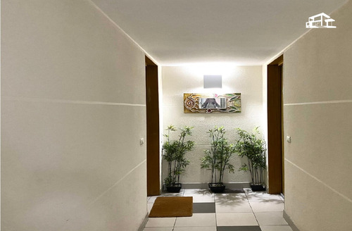 Lindo Dúplex Con Terraza Privada: Quincho Y Jacuzzi. Holanda