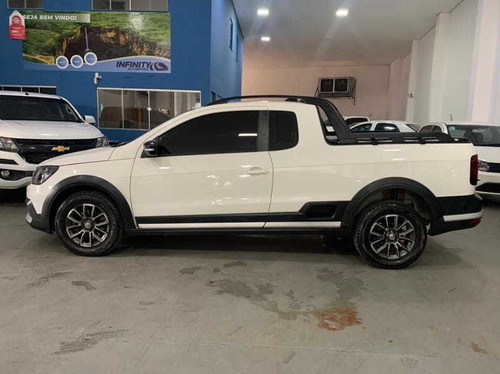 Imagem 8 de 15 de Volkswagen Saveiro 1.6 Ce Cross 8v Flex 2p Manual 2017