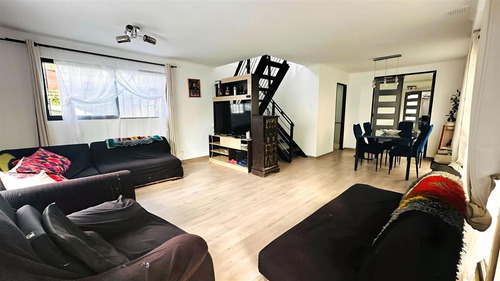 Casa En Venta De 4 Dorm. En Quilicura