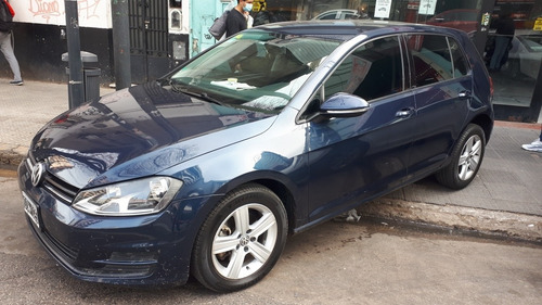 Imagen 3 de 8 de Volkswagen Golf 2015 1.6 Trendline