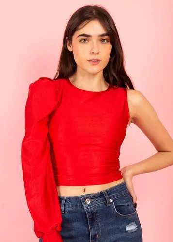 Blusa solo una manga sale