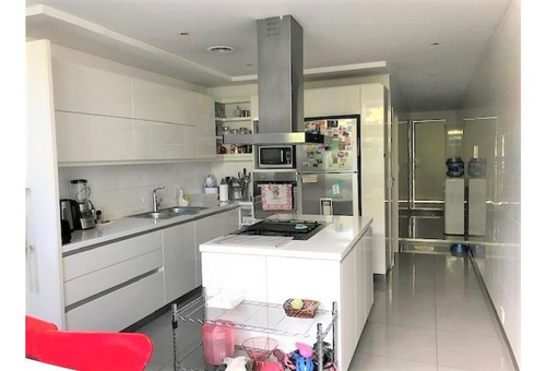 Imagen 23 de 27 de Excelente Casa Con Jardín, Pileta Y Playrroom