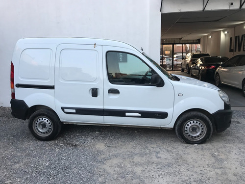 Imagen 21 de 24 de Renault Kangoo Confort 1.6 1pl Año 2018 - Liv Motors