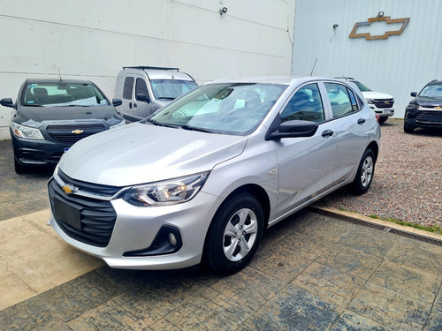 Imagen 16 de 21 de Nuevo Chevrolet Onix Ls 2023 1.2 0km Color Financia Smartin6