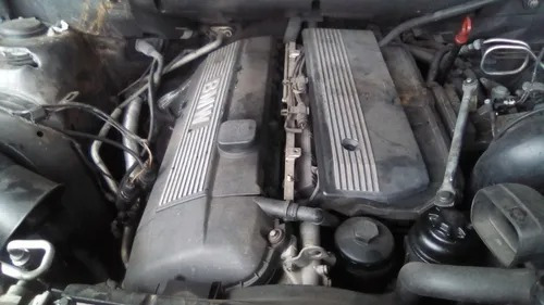 Imagem 8 de 20 de Sucata Bmw X5 2000 3.0 V6 Somente Para Vendas De Peças