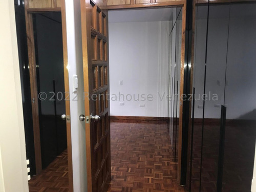 Km Apartamento (1 Nivel) En Venta En La Trinidad, Distrito Metropolitano