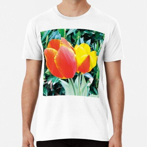 Remera Fotografía De Flor De Tulipán Algodon Premium