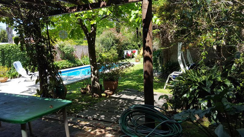 Impecable Casa En Adrogué