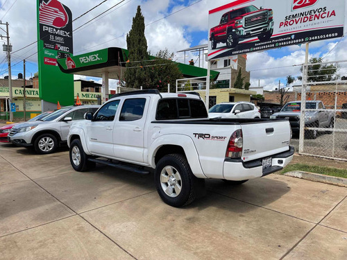 Imagen 6 de 12 de Toyota Tacoma 2014 4.0 Trd Sport At