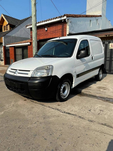 Imagen 1 de 12 de Citroën Berlingo 2015 1.6 Bussines Hdi 92cv Am54