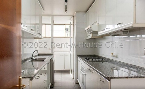 Imagen 7 de 11 de Departamento 3d, 3b, 1est, En Kennedy, Las Condes