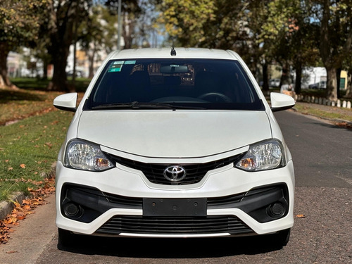 Toyota Etios 1.5 Xs