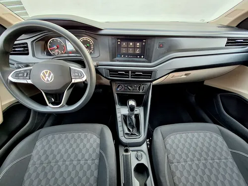 Volkswagen Virtus 4p Trendline L4/1.6 Aut