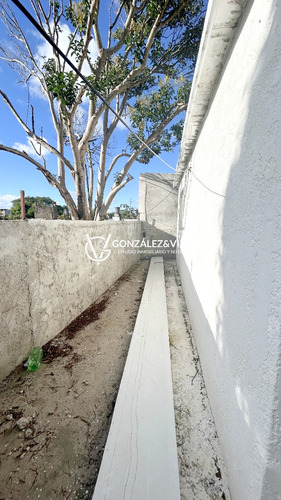 Apartamento En Alquiler De 2 Dormitorios En Piedras Blancas
