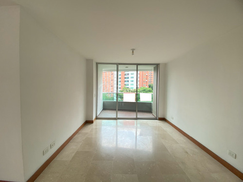 Apartamento En Arriendo En Santa Maria De Los Angeles. Cod A776166