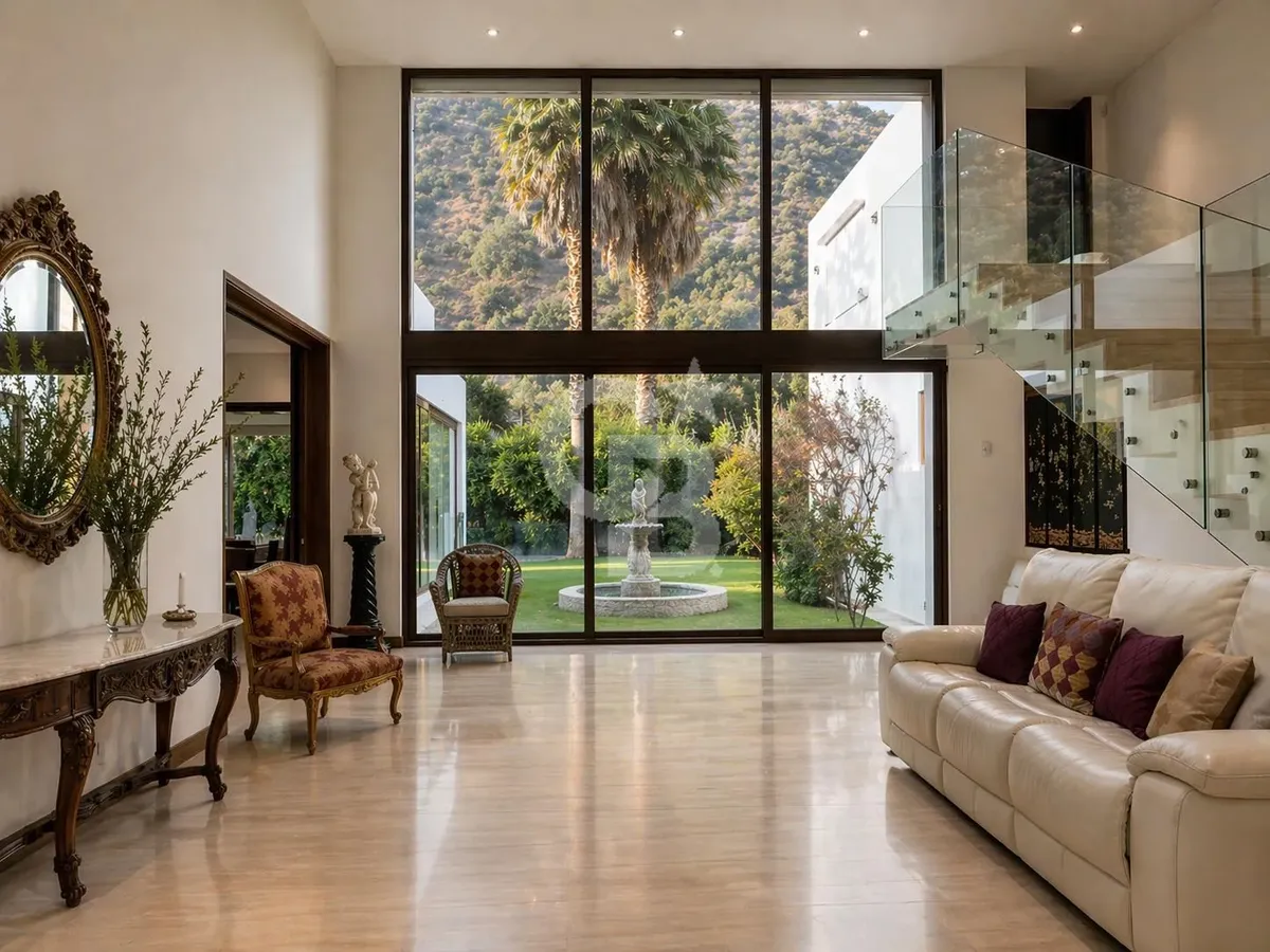 Imagen 4 de 20 de Amplia Casa Familiar En Lo Barnechea | Jardín Y Piscina