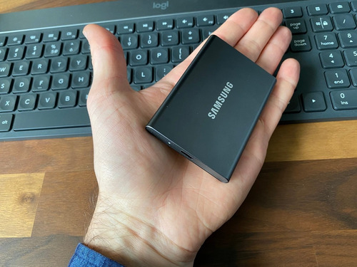 Imagen 8 de 9 de Disco sólido externo Samsung Portable SSD T7 MU-PC1T0 1TB gris