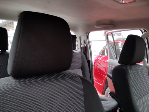 Toyota Hilux 2.7 Cabina Doble Base Mt