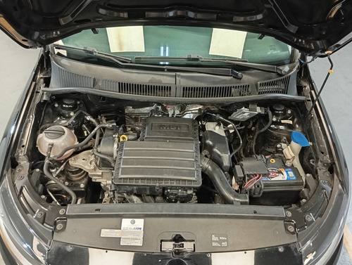 Volkswagen Suran 1.6 Highline