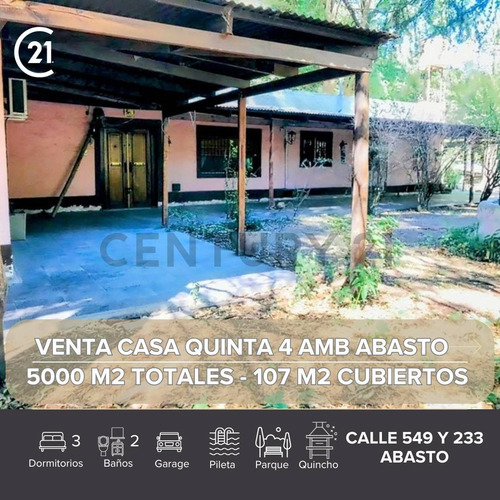 Venta De Casa Quinta En Abasto Apta Credito