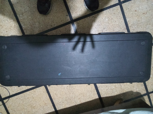 Estuche Skb Rígido De Bajo Eléctrico Negro (Usado)
