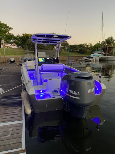 Imagen 12 de 15 de Lancha Mediterranean Tender 0hs 2022 Yamaha 250 Hp