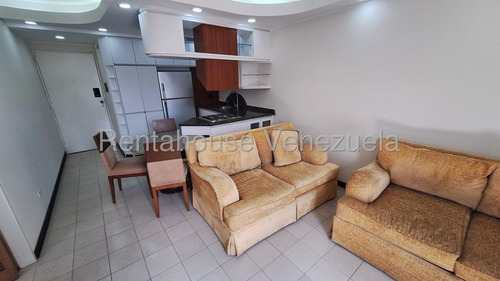 Apartamento En Alquiler En La Trinidad 25-17597
