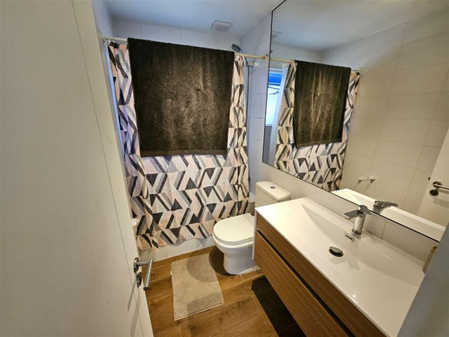 Casa En Venta De 3 Dorm. En Maipú