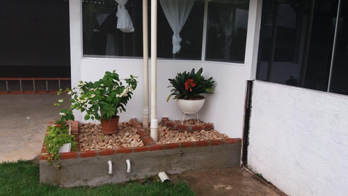 Oportunidade !!!chácara Com 5 Dormitórios À Venda, 4400 M² Por R$ 1.600.000 - Estância Santa Maria Do Laranjal - Atibaia/sp - Ch0002