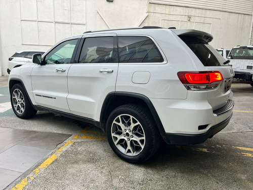Jeep Grand Cherokee 3.7 Limited 3.6 4x2 At